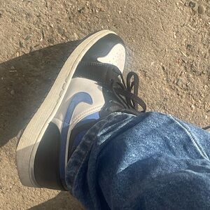 jordan 1 mid black racers